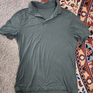 Lululemon Men's Green Polo Shirt